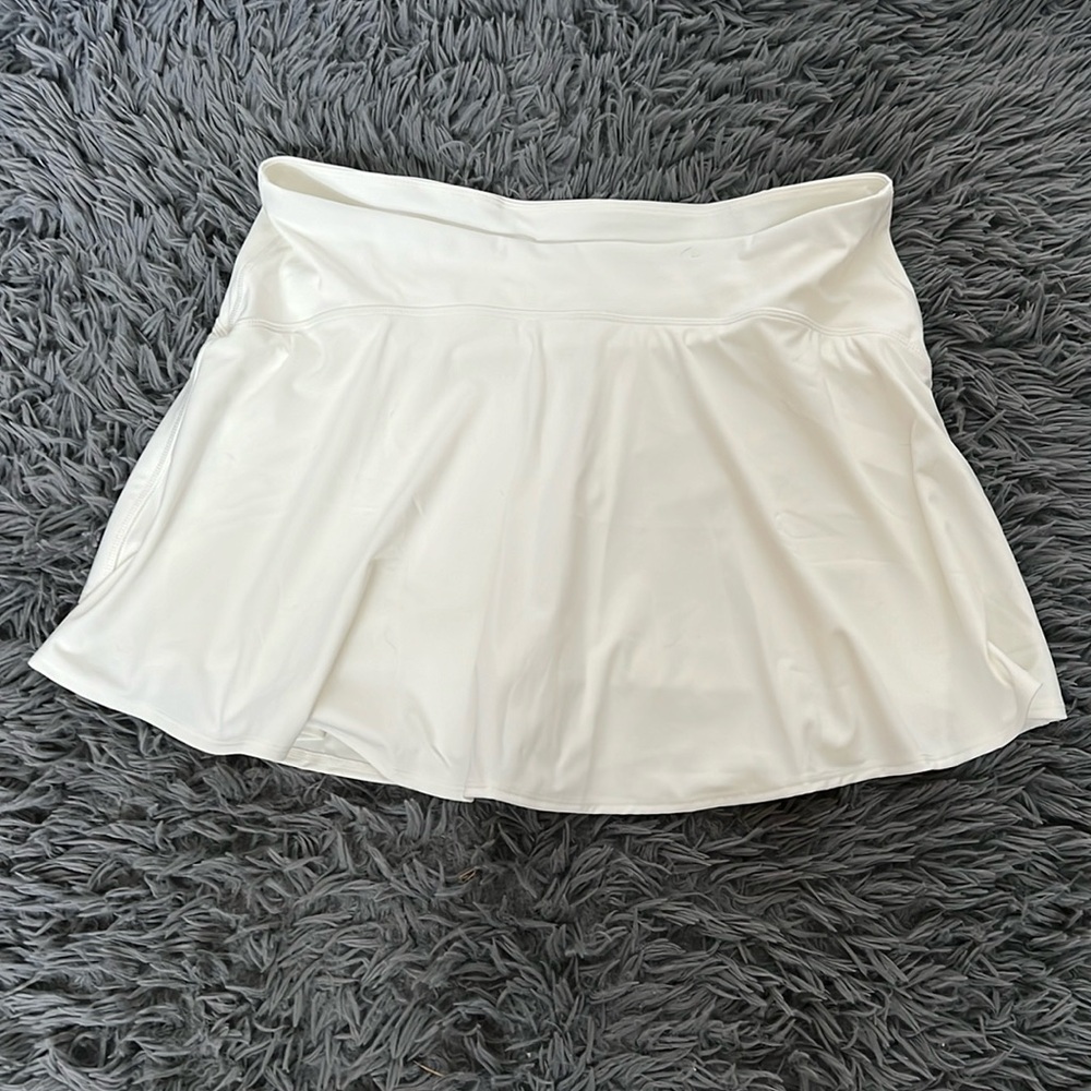 Brand New w/o tags - Old Navy Skort with biker shorts XL